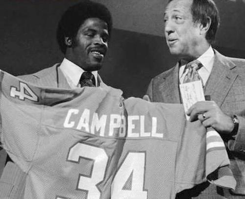 Earl Campbell | Texas Legend
